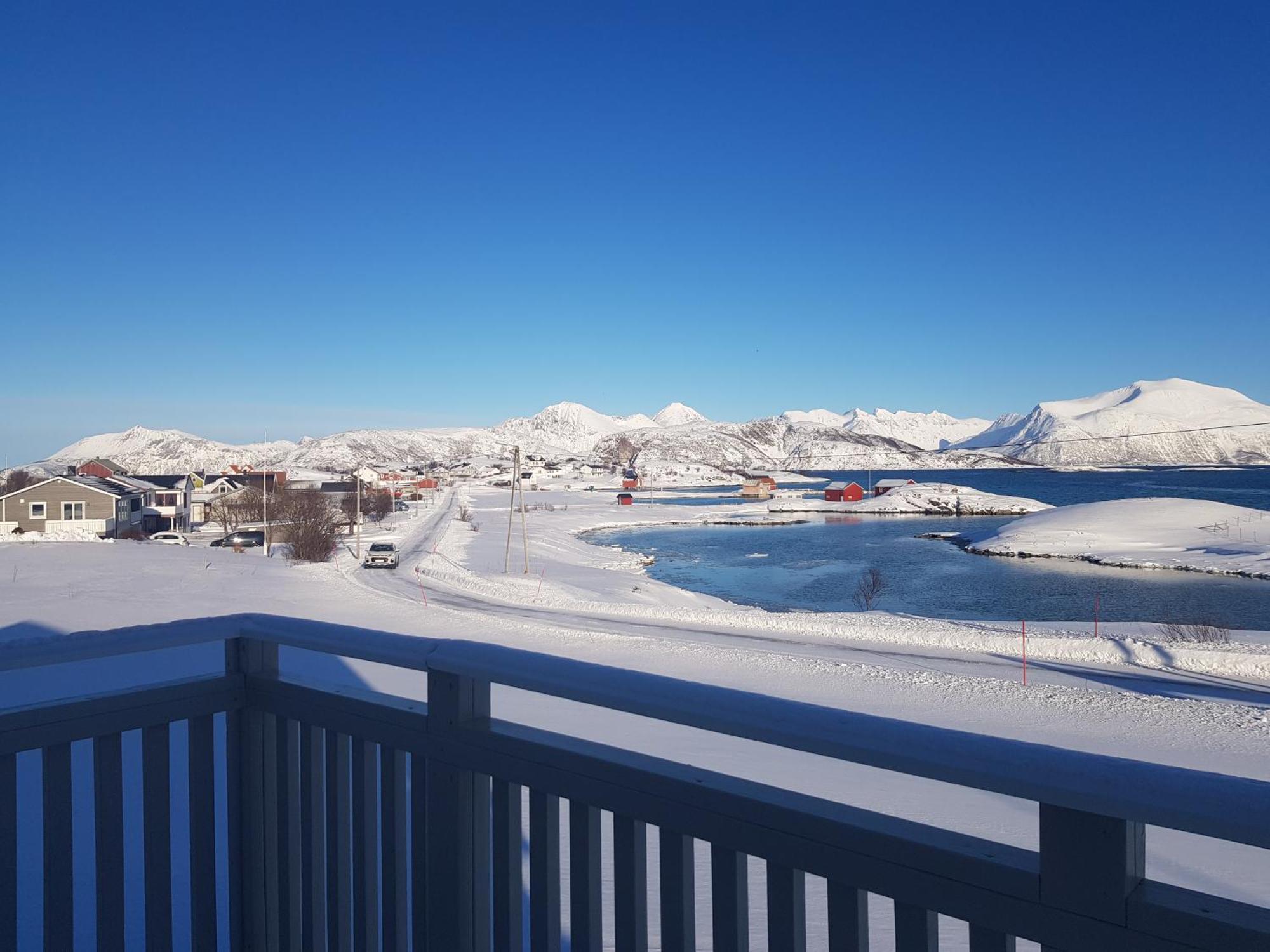 2 Bedrooms Apartment In Sommaroy Island Tromsø Zimmer foto